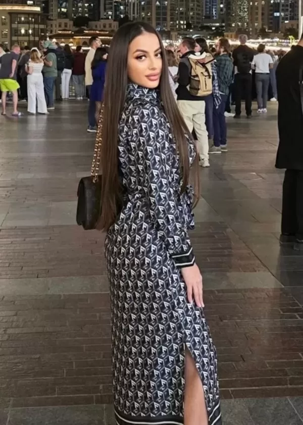 Lulu, Romanian · Bond Street